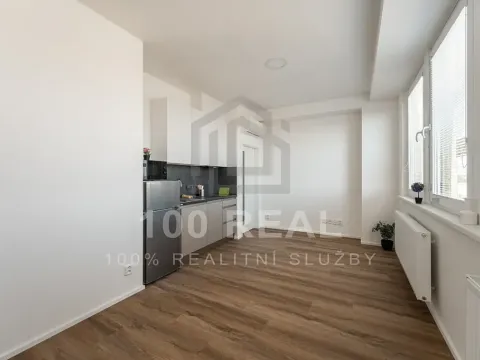 Pronájem bytu 1+kk, Hradec Králové, Průmyslová, 26 m2