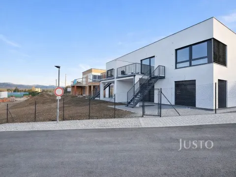 Prodej bytu 3+kk, Písek, Dolní, 65 m2