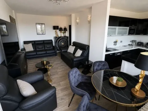 Prodej bytu 3+kk, Praha - Karlín, U Sluncové, 78 m2