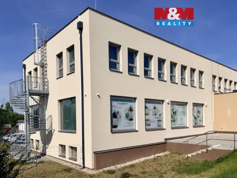 Pronájem kanceláře, Pardubice - Staré Čívice, Přeloučská, 140 m2
