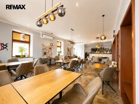 Pronájem restaurace, Praha, Formanská, 200 m2