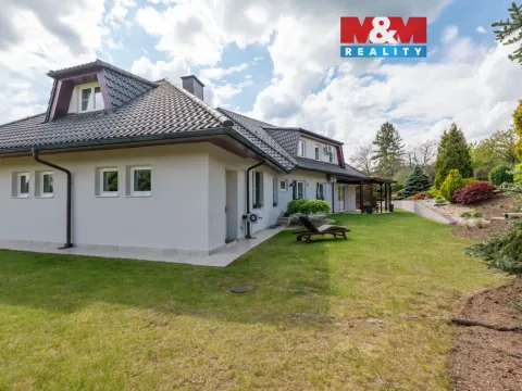 Prodej rodinného domu, Žlutava, 279 m2