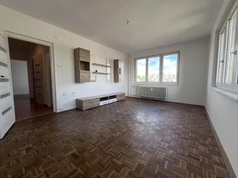 Pronájem bytu 2+1, Pardubice - Zelené Předměstí, S. K. Neumanna, 51 m2
