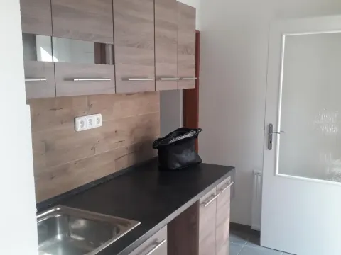 Pronájem bytu 1+1, Brno - Královo Pole, Skácelova, 35 m2