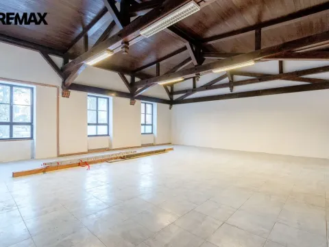 Pronájem obchodního prostoru, Hronov, Nádražní, 356 m2