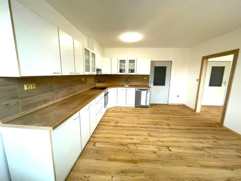 Pronájem bytu 2+1, Mirotice, Kopeckého, 60 m2