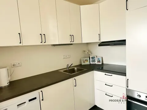 Prodej bytu 2+kk, Praha - Jinonice, K rovinám, 46 m2