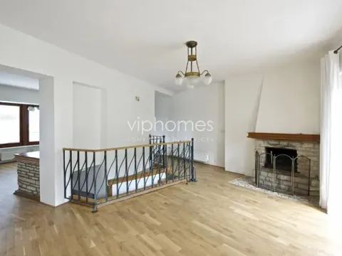 Pronájem vily, Praha - Střešovice, Nad hradním vodojemem, 350 m2