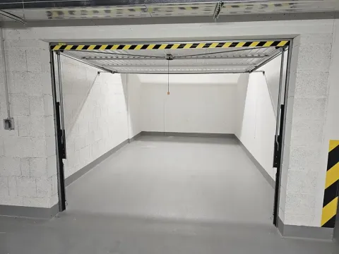 Pronájem garáže, Praha - Vysočany, Gerstelova, 18 m2