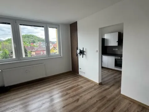 Pronájem bytu 2+1, Jeseník, Dukelská, 46 m2