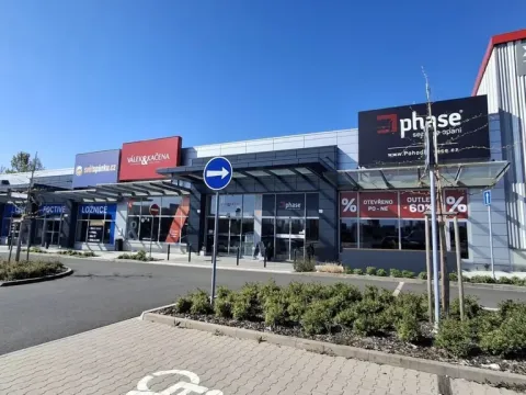 Pronájem obchodního prostoru, Olomouc, Kafkova, 237 m2
