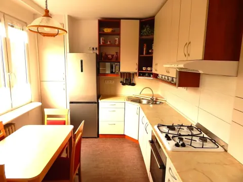 Prodej bytu 3+1, Trutnov, Lnářská, 74 m2
