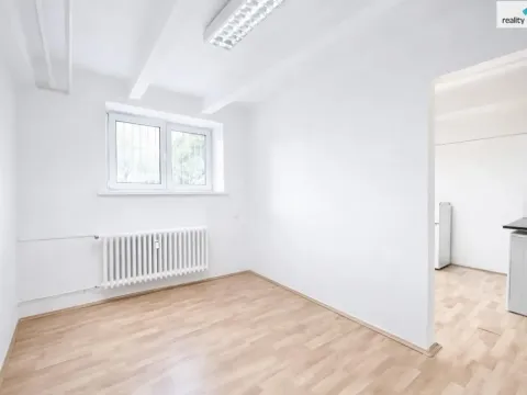 Pronájem bytu 1+1, Praha - Vršovice, Gruzínská, 24 m2