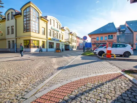 Pronájem kanceláře, Frýdek-Místek - Místek, Josefa Václava Sládka, 67 m2