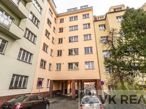 Prodej bytu 2+1, Praha - Vršovice, Čeljabinská, 72 m2