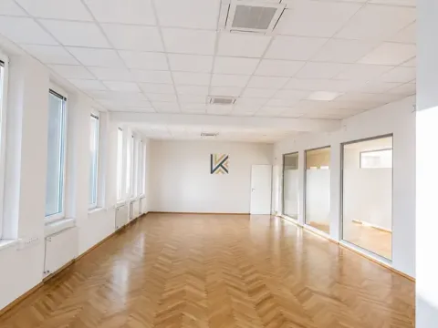 Pronájem kanceláře, Praha - Smíchov, Rozkošného, 280 m2