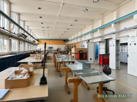 Pronájem výrobních prostor, Praha - Vysočany, Kolbenova, 430 m2