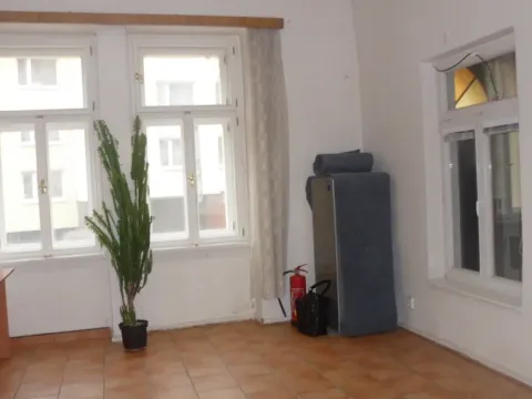 Pronájem kanceláře, Praha - Žižkov, Kubelíkova, 36 m2