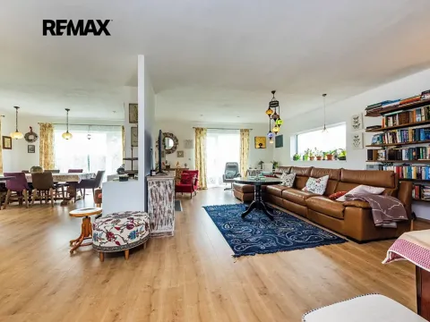 Prodej rodinného domu, Bojanovice, 250 m2