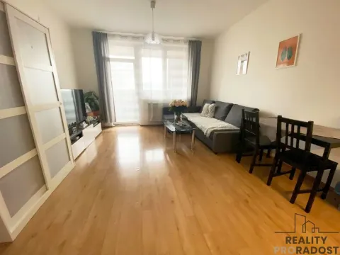 Prodej bytu 1+kk, Praha - Vysočany, Podkovářská, 39 m2