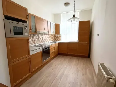 Pronájem bytu 2+1, Praha - Libeň, Na hrázi, 86 m2