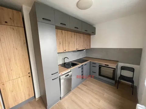 Pronájem bytu 2+1, Znojmo, Bolzanova, 55 m2