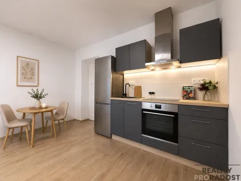 Pronájem bytu 2+kk, Olomouc, kpt. Nálepky, 39 m2