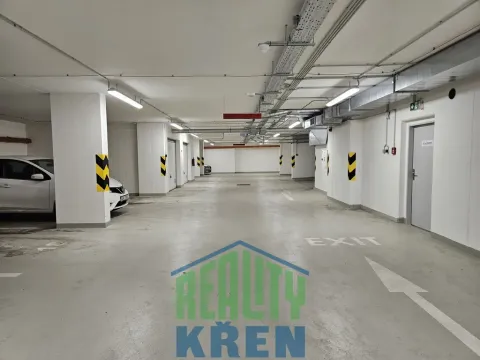 Pronájem garáže, Praha - Hlubočepy, Fabiánové, 15 m2