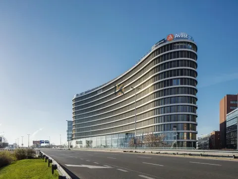 Pronájem komerční nemovitosti, Praha - Nusle, Pikrtova, 1070 m2
