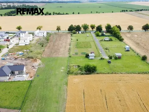 Prodej zahrady, Tursko, 820 m2