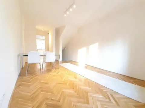 Pronájem rodinného domu, Praha - Smíchov, Xaveriova, 100 m2