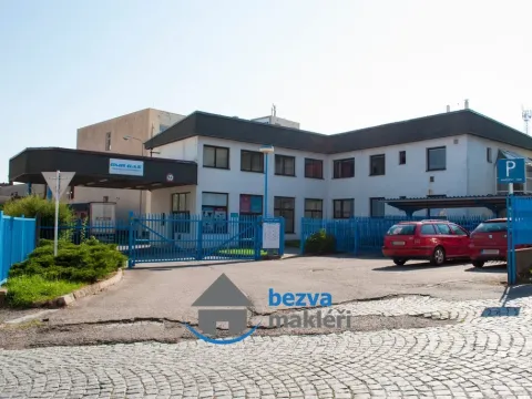 Pronájem kanceláře, Skuteč, Husova, 53 m2