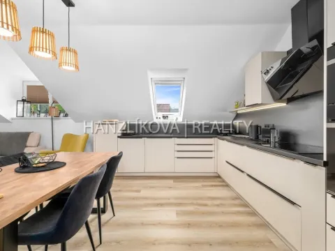 Pronájem bytu 3+kk, České Budějovice - České Budějovice 5, Pohůrecká, 110 m2