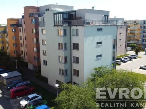 Prodej bytu 2+kk, Pardubice - Trnová, Josefa Bublíka, 56 m2