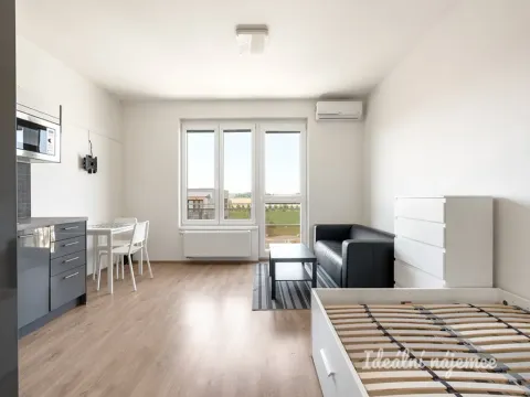 Pronájem bytu 1+kk, Praha - Čakovice, Bermanova, 33 m2