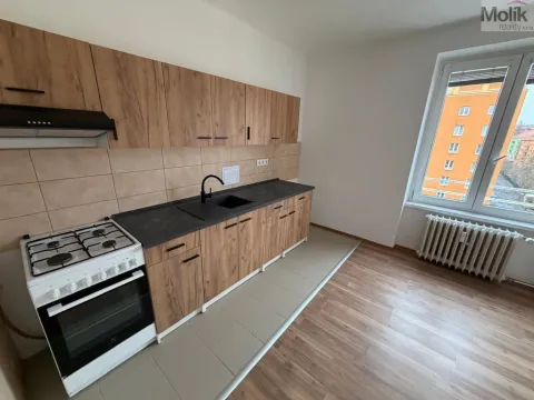 Pronájem bytu 2+1, Most, tř. Budovatelů, 56 m2