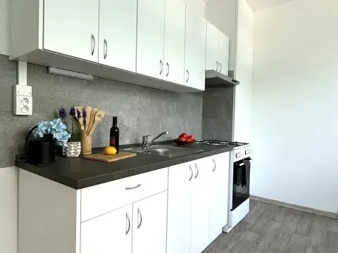 Pronájem bytu 3+1, Česká Lípa, Uranová, 72 m2