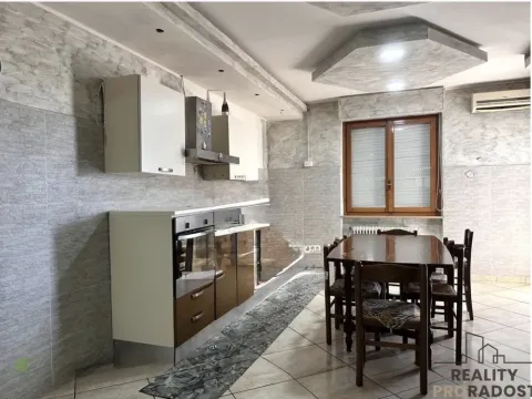 Prodej bytu 2+kk, Villa Rosa,Itálie, 75 m2