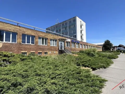 Pronájem skladu, Praha - Hostivař, U továren, 3360 m2