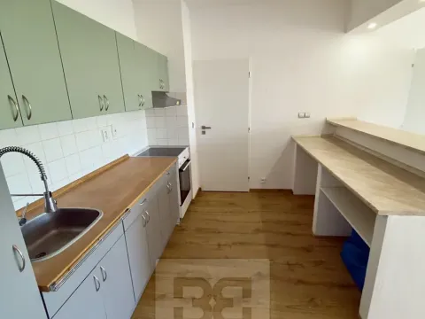 Pronájem bytu 2+kk, Kladno, Vojtěcha Lanny, 56 m2