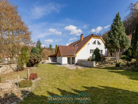 Prodej vícegeneračního domu, Jevišovice, 350 m2