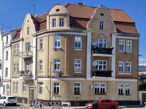 Pronájem bytu 2+1, Teplice, Doubravská, 72 m2