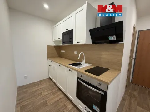 Pronájem bytu 3+1, Česká Lípa, Železničářská, 61 m2