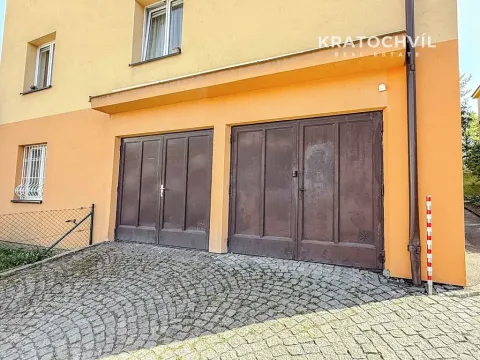 Prodej garáže, Praha - Smíchov, U Mrázovky, 14 m2