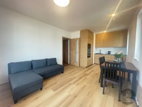 Pronájem bytu 2+kk, Praha - Hloubětín, Waltariho, 45 m2