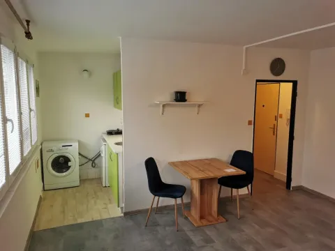Pronájem bytu 1+kk, Pardubice - Polabiny, Kosmonautů, 27 m2