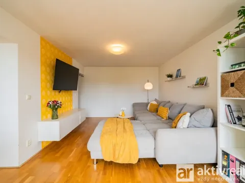 Prodej bytu 3+1, Kokořín, 107 m2