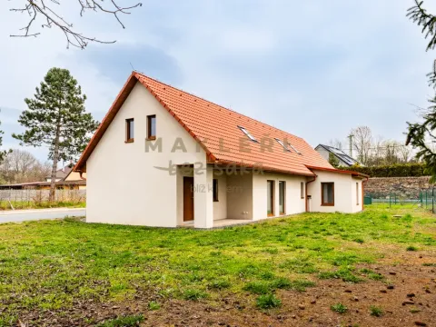 Prodej rodinného domu, Třebešice, 236 m2