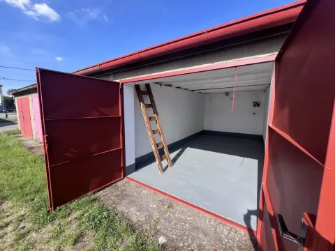 Prodej garáže, Pardubice, 18 m2