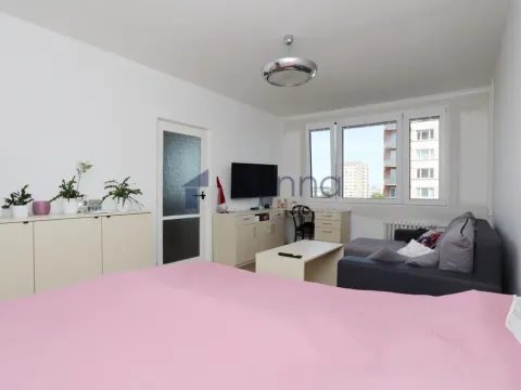 Pronájem bytu 3+1, Praha, Počernická, 73 m2
